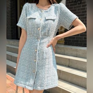 Puff sleeve tweed dress